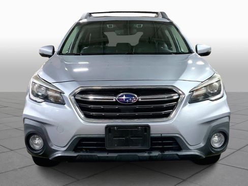 Used 2019 Subaru Outback 2.5i Limited image 4