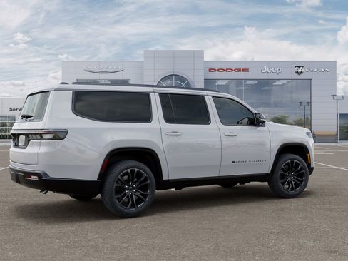 New 2026 Jeep Grand Wagoneer L Summit AWD/4WD image 4