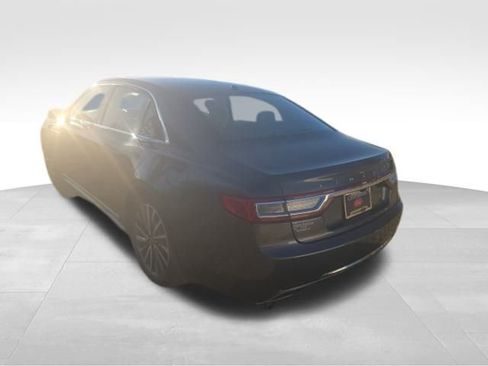 Used 2017 Lincoln Continental Select FWD image 5