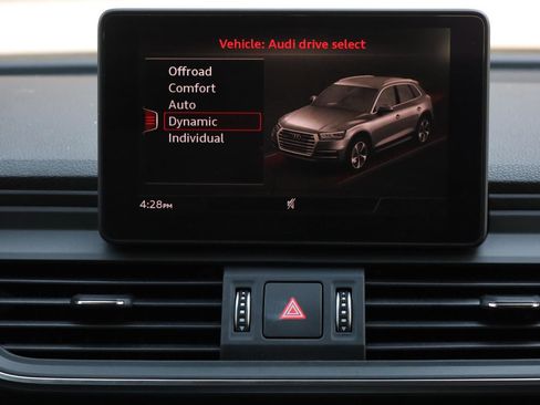 Used 2018 Audi Q5 2.0T Premium AWD/4WD image 38
