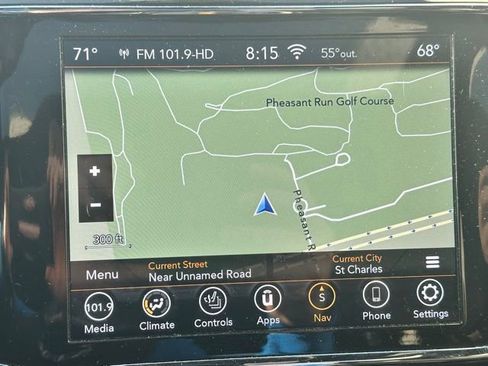 Used 2020 Jeep Grand Cherokee Altitude image 16