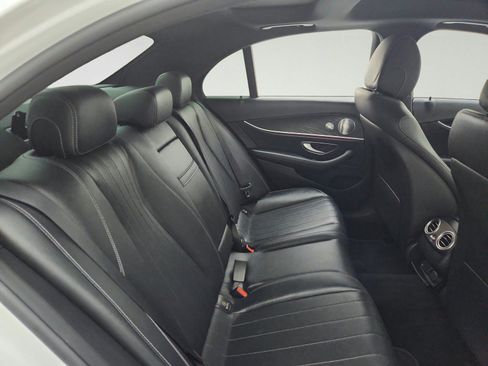 Used 2020 Mercedes-Benz E 350 Sedan image 32