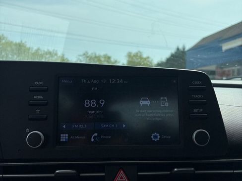 Used 2021 Hyundai Elantra SEL FWD image 10