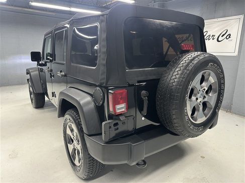 Used 2018 Jeep Wrangler Unlimited Sport S image 4