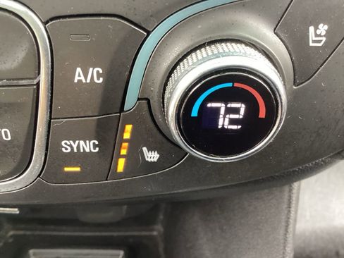 Used 2020 Chevrolet Traverse High Country image 49