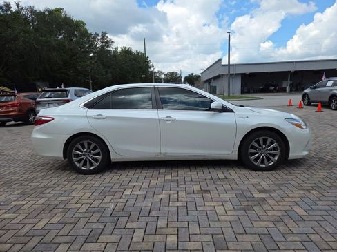 Certified 2016 Toyota Camry XLE FWD image 12