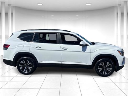 Certified 2024 Volkswagen Atlas SE AWD/4WD image 2