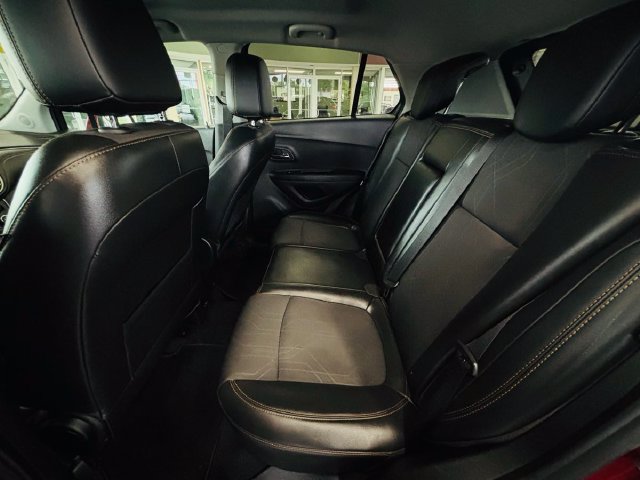Used 2019 Chevrolet Trax LT w/ LT Convenience Package FWD image 33