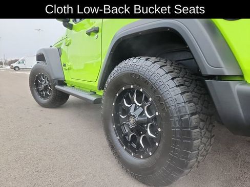 Used 2021 Jeep Wrangler Sport image 17