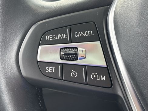 Certified 2024 BMW 230i Coupe w/ Premium Package RWD image 19