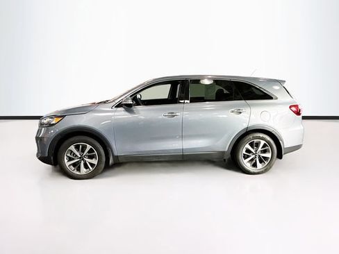 Used 2020 Kia Sorento LX image 9
