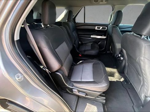Used 2022 Ford Explorer XLT RWD image 23