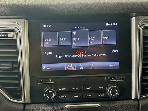 Used 2018 Porsche Macan S image 22