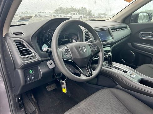 Used 2018 Honda HR-V EX image 7