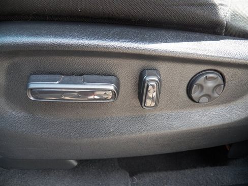 Used 2017 Honda CR-V EX image 10