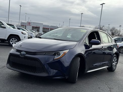 Used 2022 Toyota Corolla LE image 15