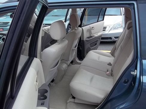 Used 2005 Toyota Highlander 2WD image 8
