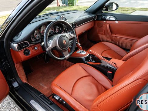 Used 2010 Porsche 911 Carrera S RWD image 8