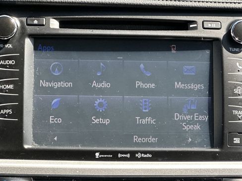 Used 2019 Toyota Highlander XLE FWD image 28