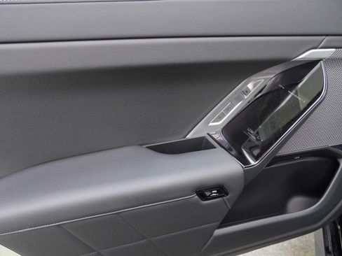 Used 2023 BMW 740i RWD image 32