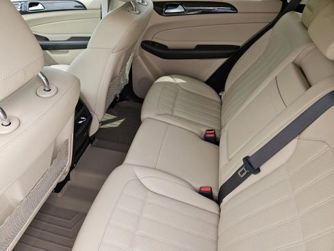 Used 2017 Mercedes-Benz GLE 350 image 24