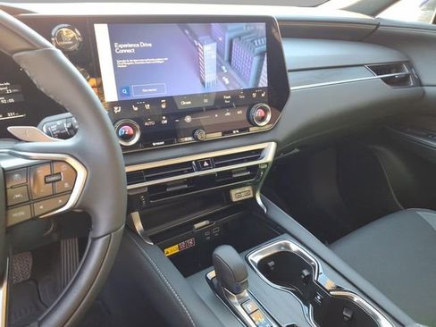 Certified 2025 Lexus RX 350 Premium w/ Accessory Package image 20