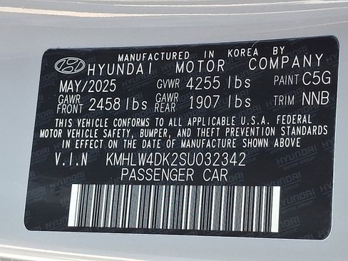 Used 2025 Hyundai Elantra N FWD image 28