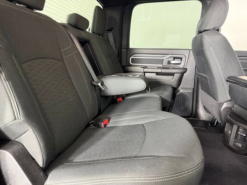 Certified 2025 RAM 2500 Big Horn AWD/4WD image 27