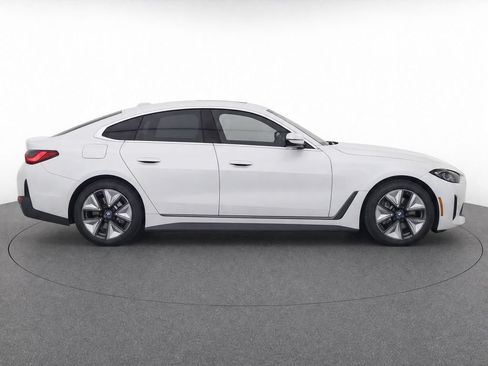 Used 2023 BMW i4 eDrive40 w/ Premium Package RWD image 2