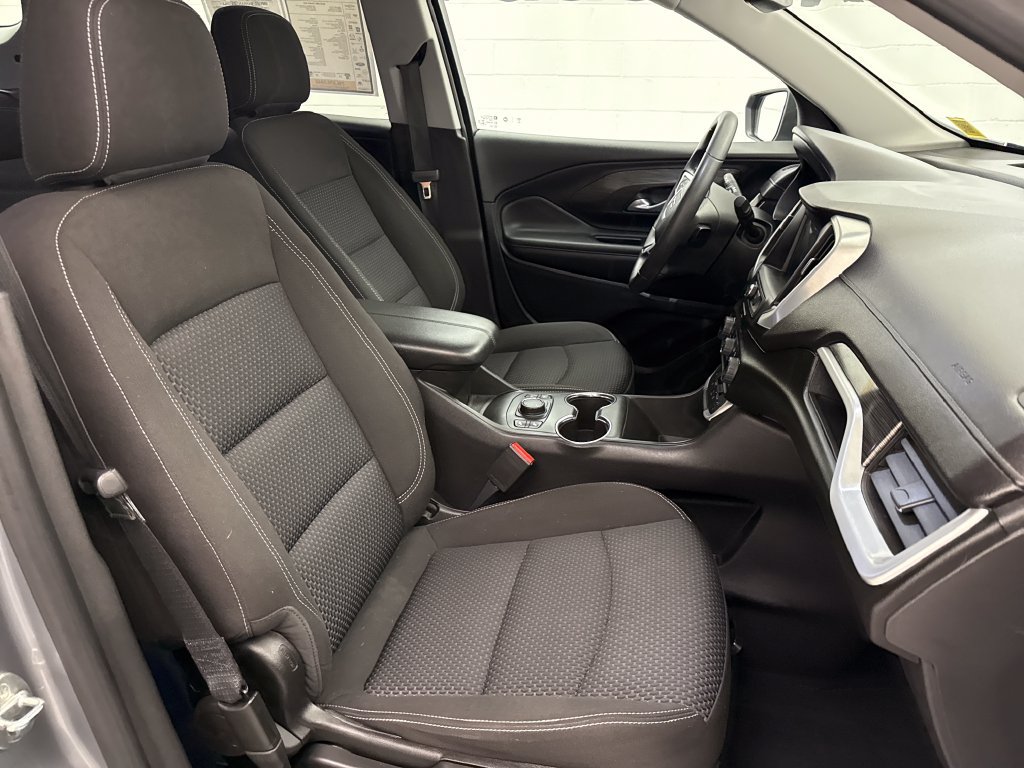Used 2023 GMC Terrain SLE w/ Driver Convenience Package AWD/4WD image 25