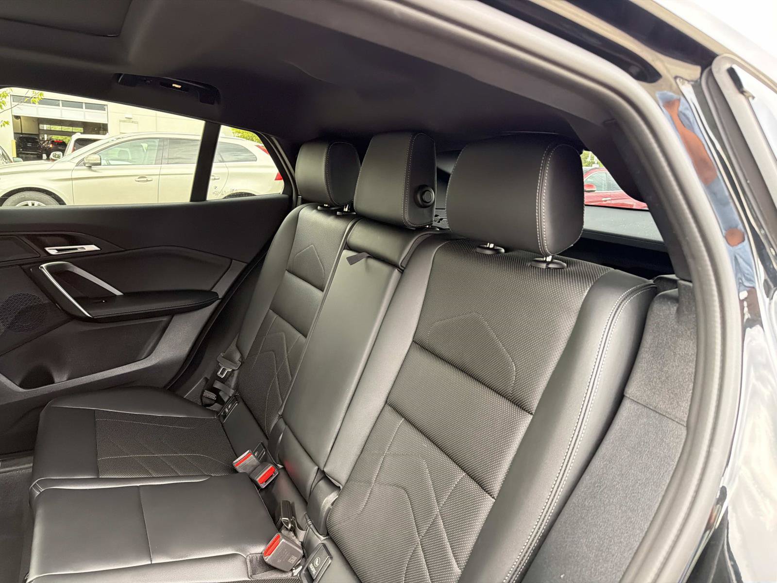 Certified 2025 BMW X2 xDrive28i AWD/4WD image 26