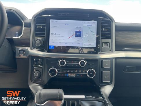 New 2025 Ford F150 Lariat w/ Equipment Group 501A Mid image 21