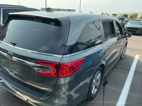 Used 2018 Honda Odyssey EX-L image 3