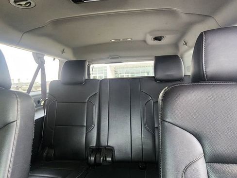 Used 2017 Chevrolet Suburban Premier AWD/4WD image 24