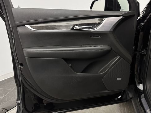 Used 2020 Cadillac XT6 Sport AWD/4WD image 10