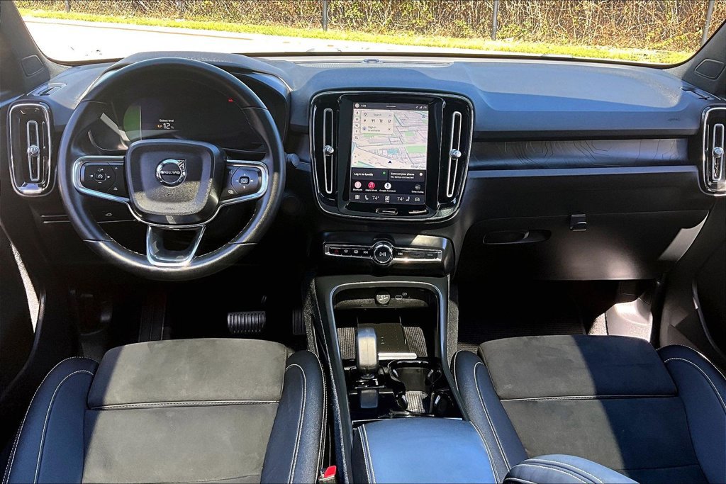 Used 2023 Volvo C40 P8 Recharge Plus AWD/4WD image 20