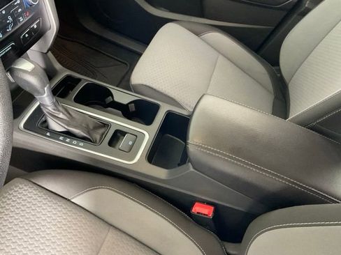 Used 2017 Ford Escape SE w/ Equipment Group 201A image 16