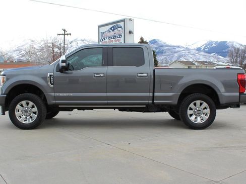 Used 2021 Ford F250 Platinum w/ FX4 Off-Road Package image 13