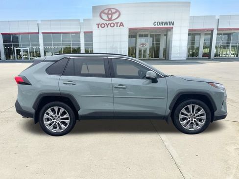 Used 2023 Toyota RAV4 XLE Premium AWD/4WD image 6