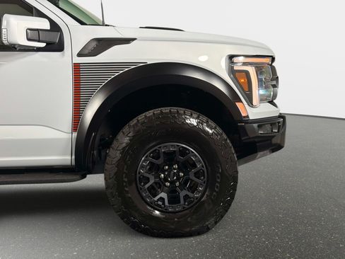 Used 2025 Ford F150 Raptor w/ Equipment Group 803A Raptor R AWD/4WD image 3