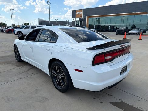 Used 2014 Dodge Charger R/T AWD/4WD image 3
