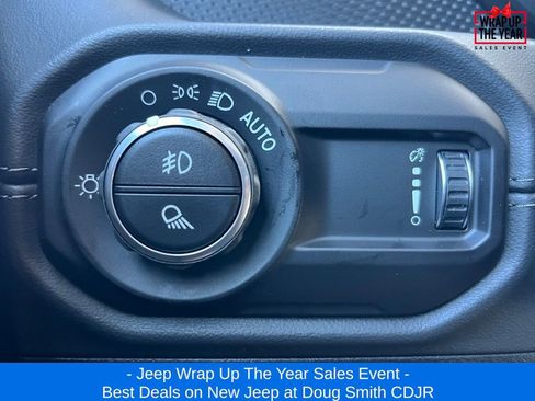 New 2025 Jeep Gladiator Rubicon w/ Convenience Group image 19