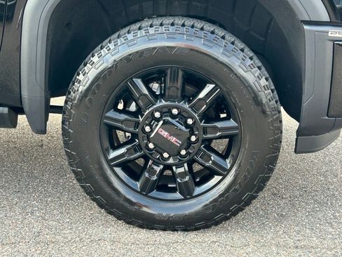 Used 2025 GMC Sierra 2500 AT4 w/ AT4 Premium Plus Package AWD/4WD image 54