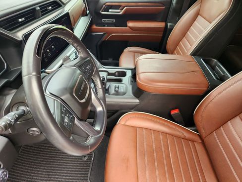 Used 2023 GMC Sierra 1500 Denali Ultimate AWD/4WD image 12