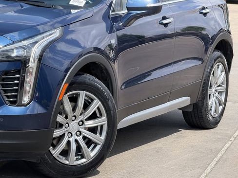 Used 2022 Cadillac XT4 Premium Luxury w/ Safety Alert Package AWD/4WD image 3