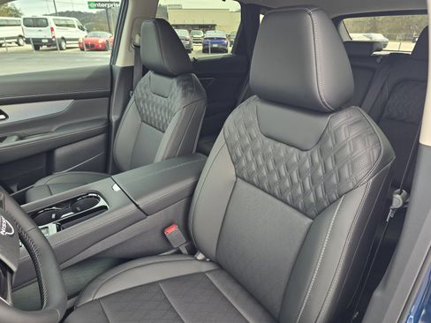 New 2026 Nissan Murano Platinum AWD/4WD image 12