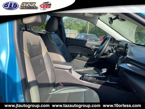 Used 2025 Chevrolet Trax ACTIV w/ Sunroof Package FWD image 16