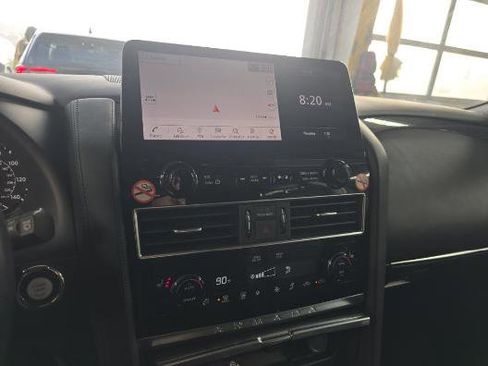 Used 2024 Nissan Armada SV image 9