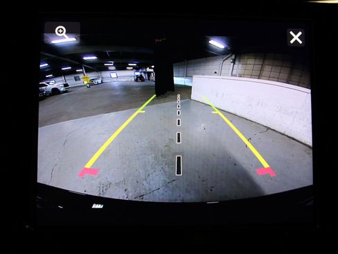 New 2025 Jeep Grand Cherokee Laredo X w/ Luxury Tech Group I image 17