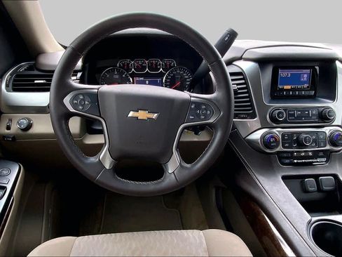 Used 2015 Chevrolet Tahoe LS RWD image 5